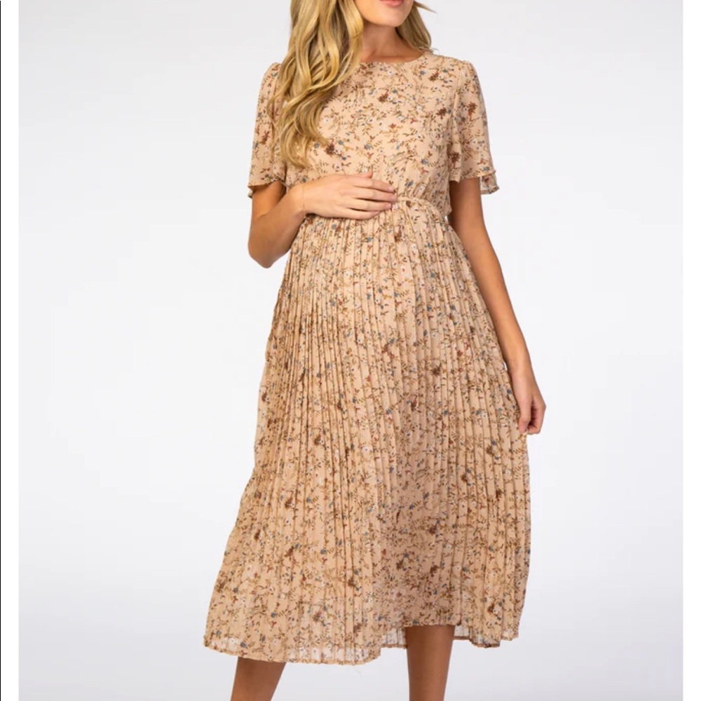 COPY - Pinkblush Maternity Beige Floral Pleated Short Sleeve Chiffon